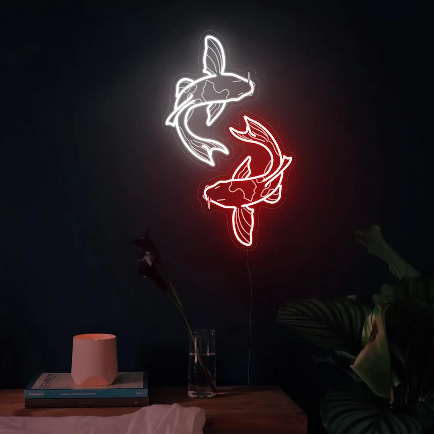Enseigne Néon YourLab “Koi Fish” – Sculpture LED Murale Carpes Chance & Déco